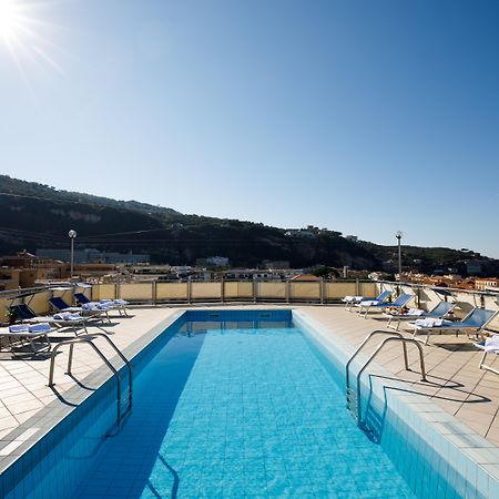 Grand Hotel Cesare Augusto Сорренто Экстерьер фото