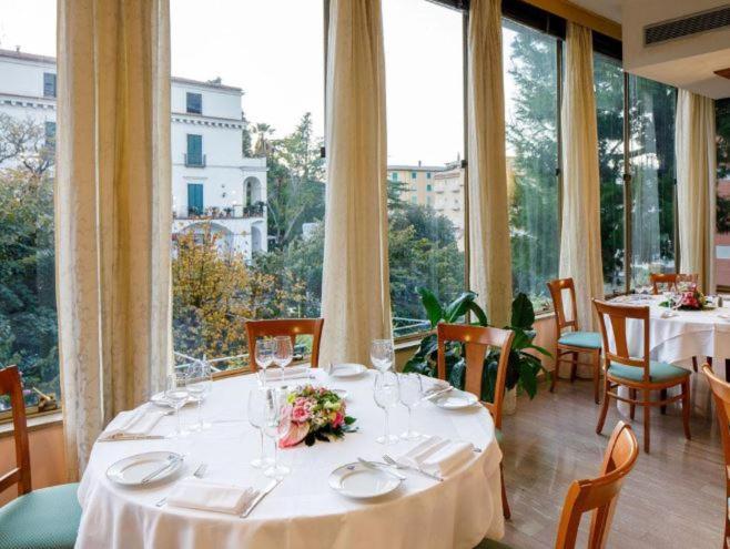 Grand Hotel Cesare Augusto Сорренто Экстерьер фото