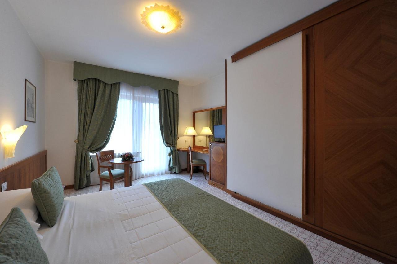 Grand Hotel Cesare Augusto Сорренто Экстерьер фото